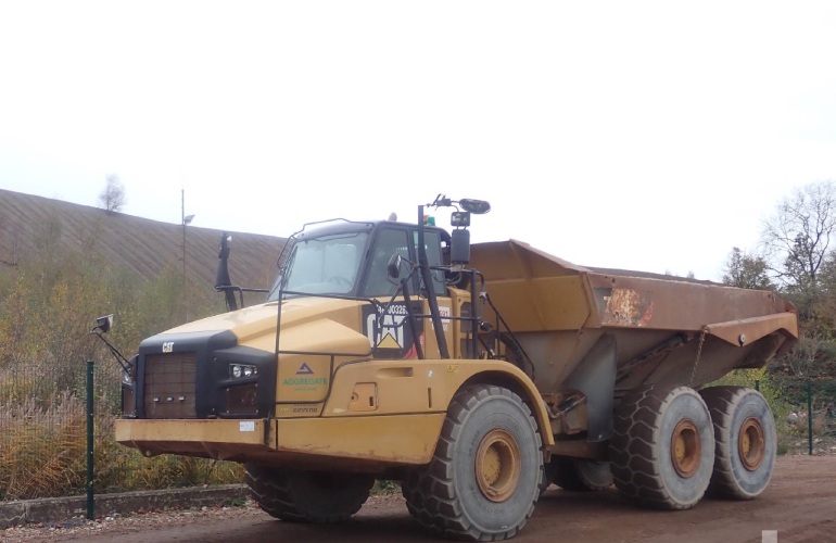 Dump Truck CAT 740B